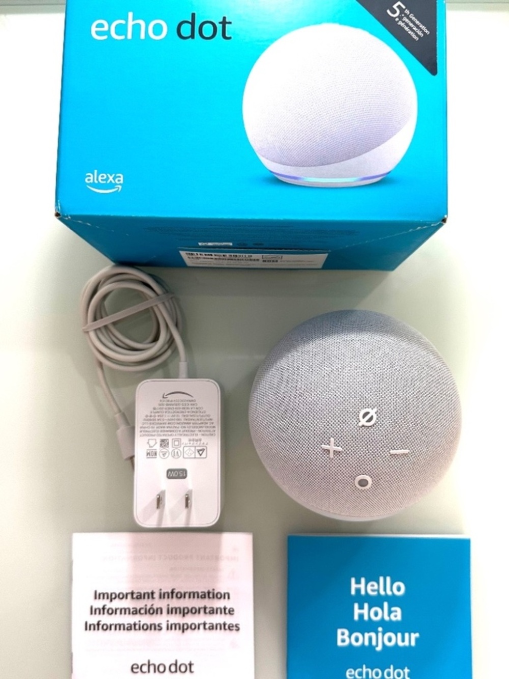 Amazon Alexa Echo Dot 5th Generation (2022) in WHITE (LIKE NEW)